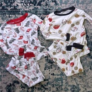 🌟Burt's Bees Set of Two: 2T Holiday Christmas Pajama Sets